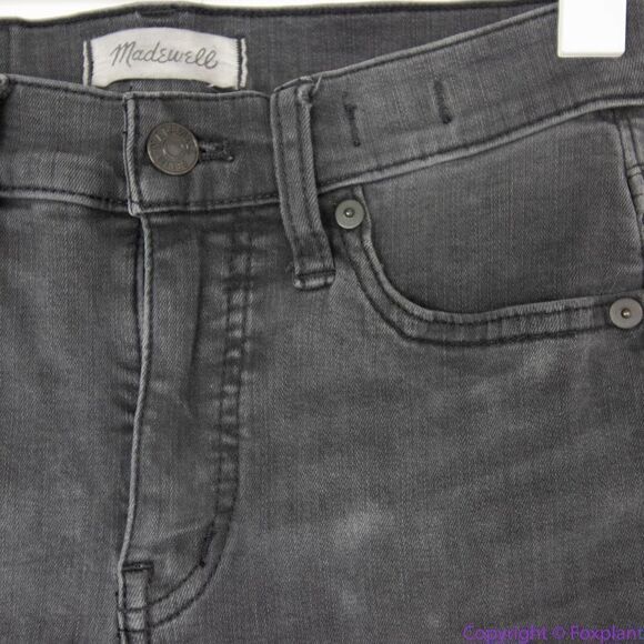 Madewell Petite‎ 9" Mid-Rise Skinny Jeans in Black Sea, Petite 25 - Picture 12 of 16